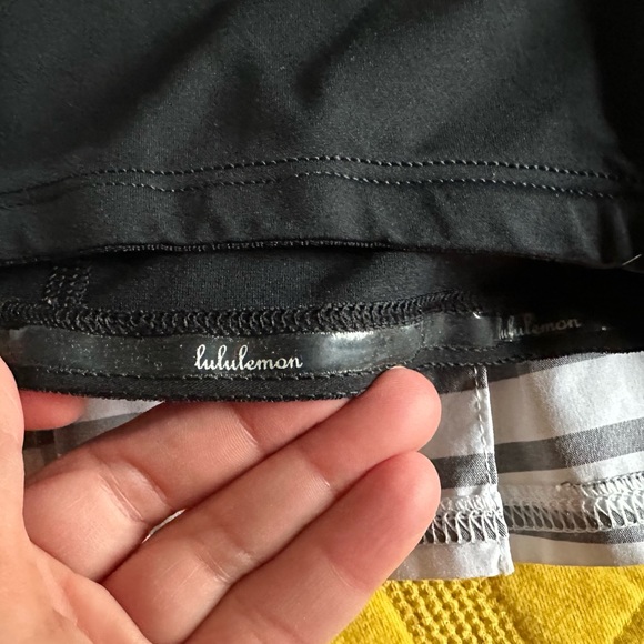 LULU LEMON skirt NEW - Picture 7 of 8